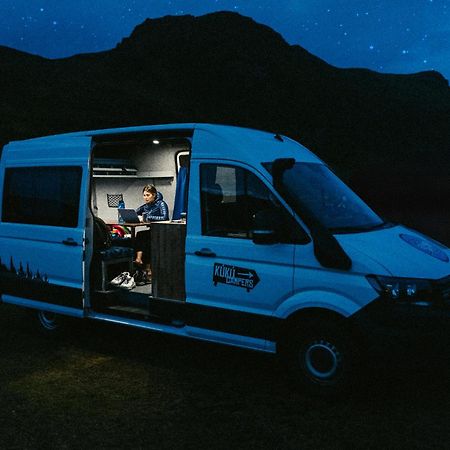 Kuku Campers - Campervans เค็ปลาวิก ภายนอก รูปภาพ