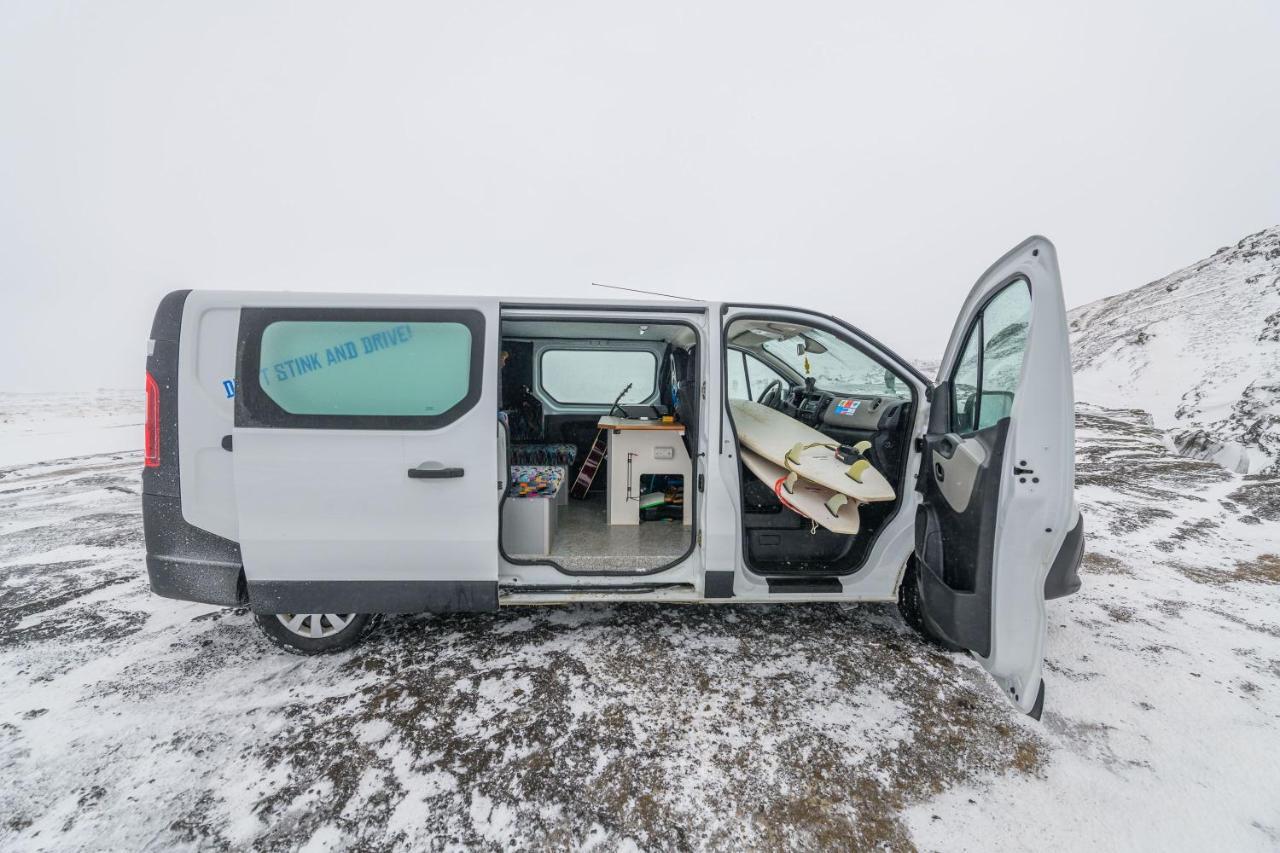 Kuku Campers - Campervans เค็ปลาวิก ภายนอก รูปภาพ