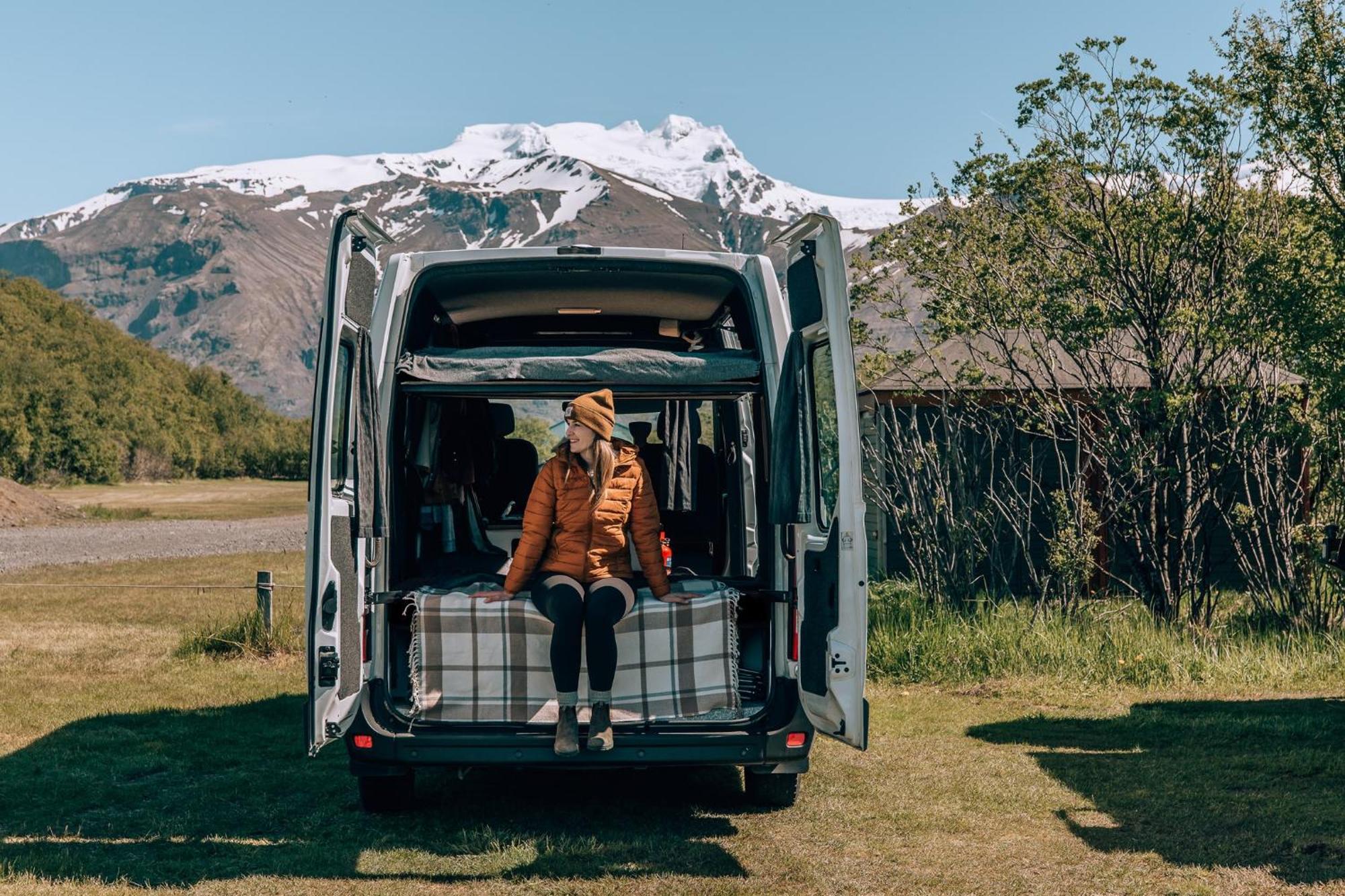 Kuku Campers - Campervans เค็ปลาวิก ภายนอก รูปภาพ